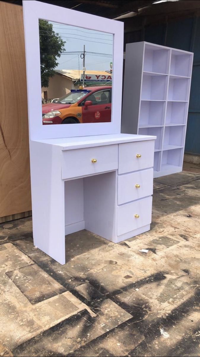 Modern Dressing Table with Mirror - Image 7