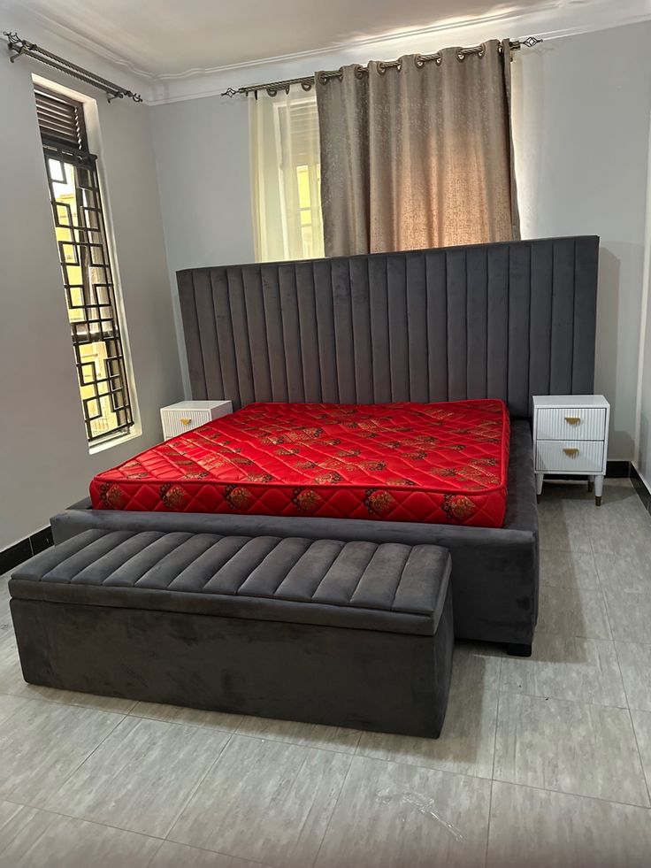 Chester Bed - Image 12