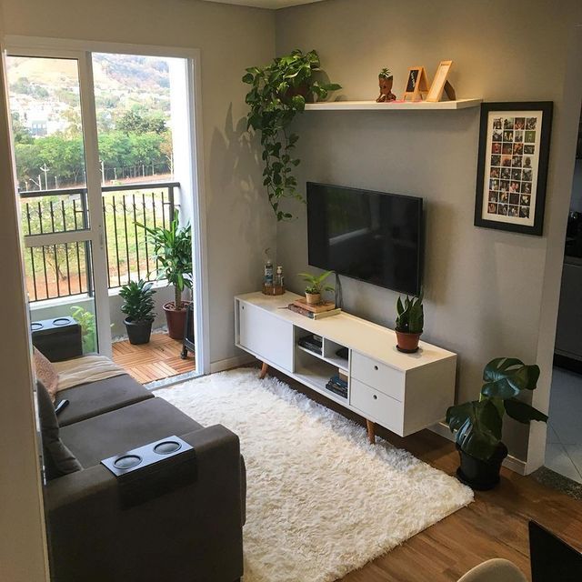 Living Room Decors & Pieces - Image 34