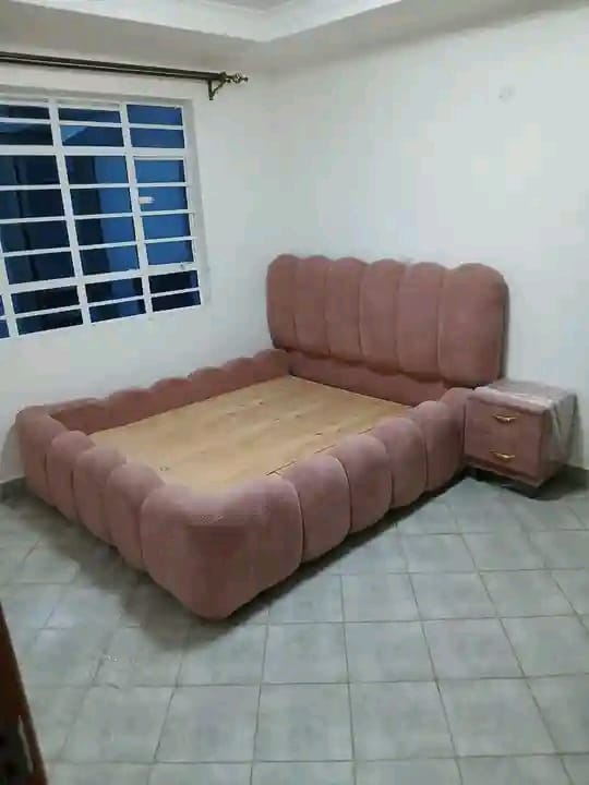 Chester Bed